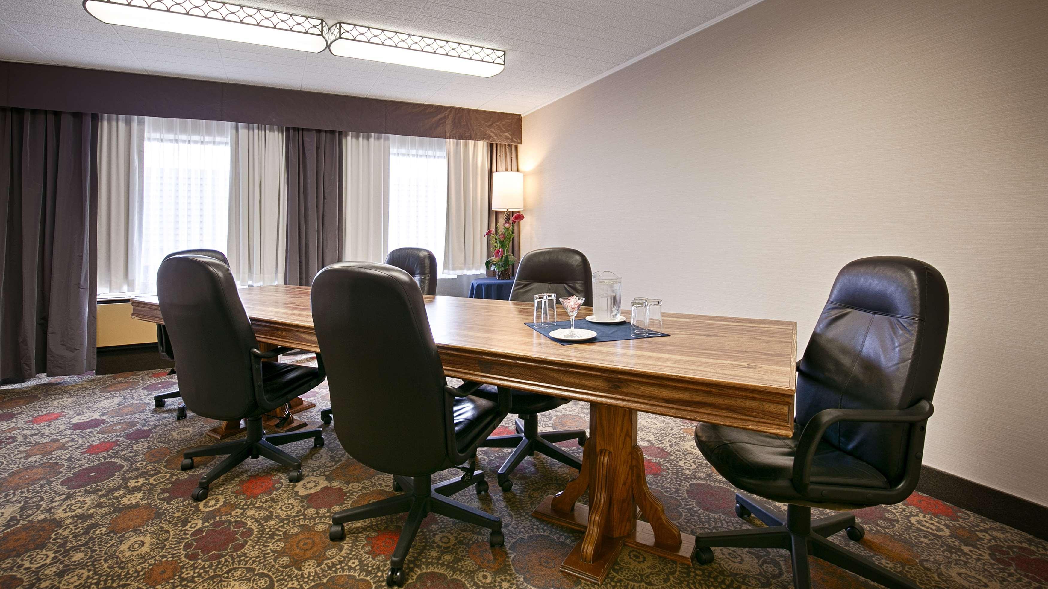 Best Western North Bay Hotel & Conference Centre Luaran gambar